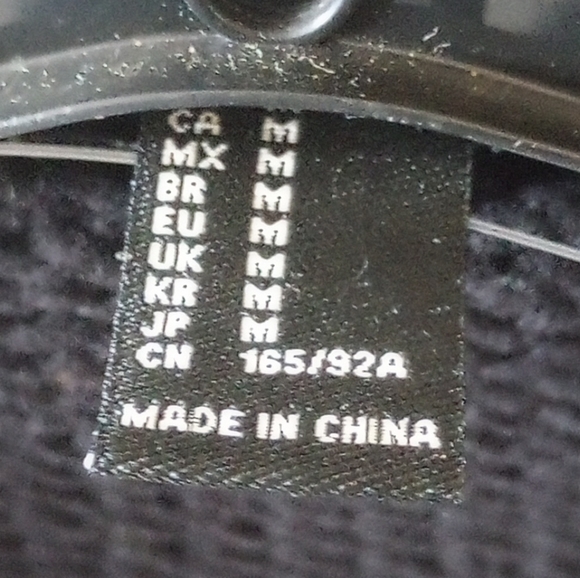 F21 Evening Wear Sweater. Brand New with Tags. To fit up to bellybutto        B3 - Picture 7 of 8